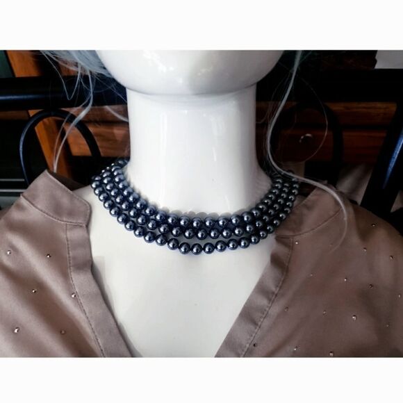 South Sea Shell Pearls-AAA+ 8MM Triple Sranded Dark Gray - Picture 3 of 4